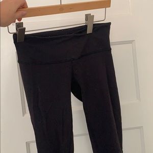 Lululemon wonder under